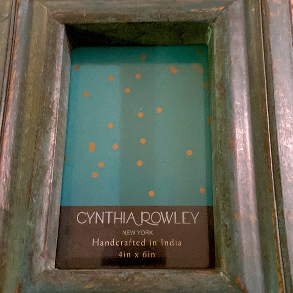 Cynthia Rowley Rustic Wooden Frame - Picture 6 of 6